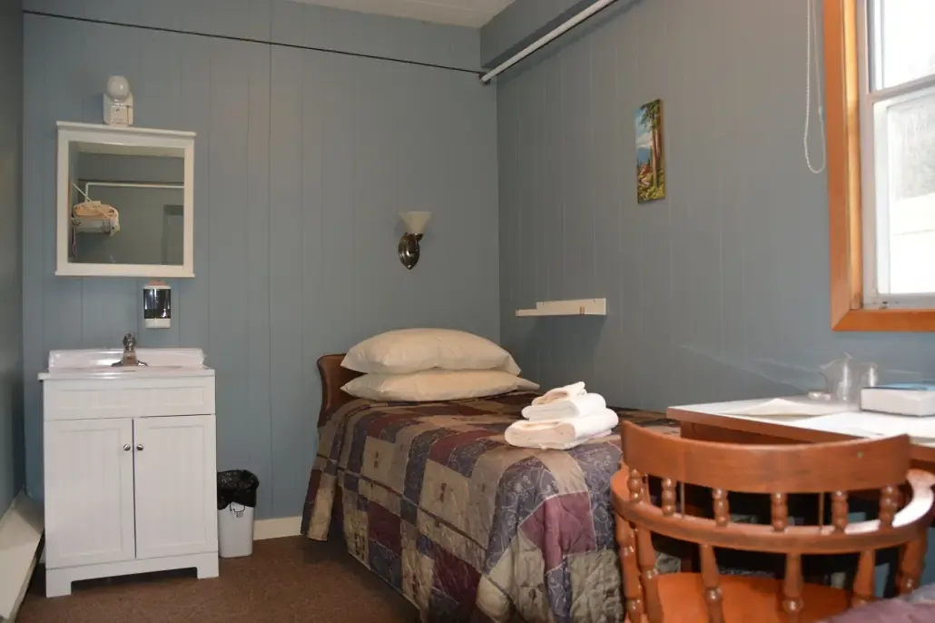 Private single room at Mount St. Francis Retreat Centre